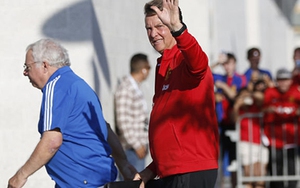 Louis van Gaal chê Schweinsteiger chơi tệ