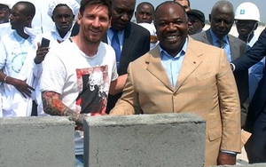 Messi bị phe đối lập ở Gabon chỉ trích thậm tệ
