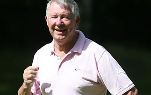 Sir Alex Ferguson kiếm bao nhiêu tiền/năm sau khi giải nghệ?