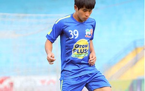 Tiền đạo Nguyễn Lam: Cậu nhóc á khoa nay đã lớn