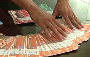 Bắt nhóm đối tượng phe vé trận Man City - Việt Nam