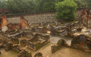 Thăm nhà tù Sơn La trước khi được quy hoạch bảo tồn