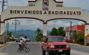 Đặc biệt tàn ác, trùm ma túy El Chapo vẫn được tôn sùng như 'thánh sống' ở quê nhà