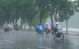 Cảnh báo mưa dông ở khu vực Hà Nội