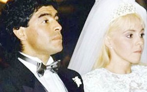 Diego Maradona: 'Vợ tôi là kẻ trộm tiền'