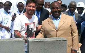 Messi bị cáo buộc ủng hộ chế độ độc tài ở Gabon