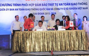 Kêu gọi không dùng điện thoại di động khi lái xe ô tô