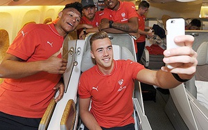 Oxlade-Chamberlain phản pháo Roy Keane: 'Arsenal không chỉ biết tự sướng'