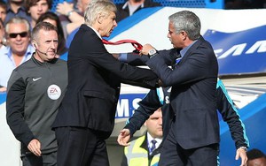 Từ rắc rối giữa Mourinho và Wenger: Cần một quy chuẩn ứng xử cho các HLV Premier League