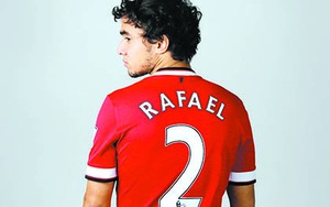 Tại sao CĐV Man United tiếc nuối Rafael?