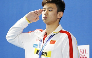 Trung Quốc 'sốt' với VĐV đầu tiên trong lịch sử giành HCV 100m tự do ở giải bơi thế giới