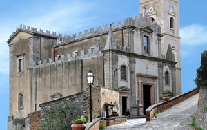 Thư châu Âu: Theo dấu chân 'Bố già'