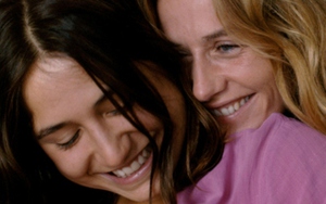 Thế giới nên chấp nhận phim đồng tính nữ chân thực như 'Summertime'