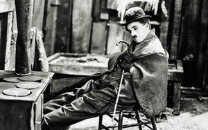 Vua hề Charlie Chaplin đã trở thành ngôi sao lớn nhất thế giới như thế nào?