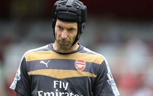 ẢNH CHẾ Petr Cech: Wenger đến gặp Mourinho đòi lại tiền, Cech là điệp viên của Chelsea