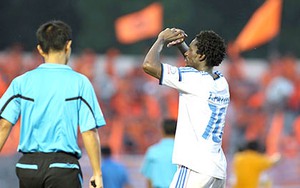 Tiền đạo Patiyo Tambwe: 'Kanu xứ Quảng'