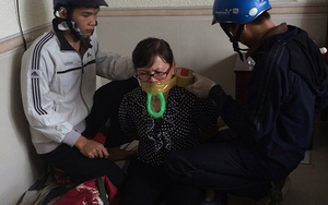 Vụ thảm sát tại Bình Phước: Hình ảnh nghi can gây án từ hiện trường thực nghiệm điều tra