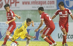 Hà Nội T&T 2-2 B.Bình Dương: Anh Đức lập cú đúp, Bình Dương chia điểm với Hà Nội T&T