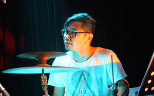 A Dìn - tay trống cự phách nhất Sài Gòn - về nước vì Lệ Quyên