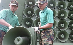 Triều Tiên cho lính tập bắn nổ loa tuyên truyền của Hàn Quốc