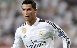 VIDEO: Ronaldo bỏ lỡ cơ hội ghi bàn mười mươi trước Galatasaray