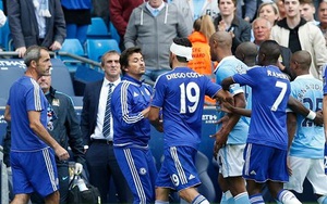 Fernandinho: ‘Diego Costa luôn thích khiêu khích đối phương’