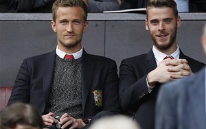 Van der Sar sốc với tình trạng thủ môn ở Man United