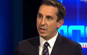 Gary Neville: 'Xếp Cazorla đá vị trí của Vieira, ông Wenger ngây thơ và tự tin thái quá’