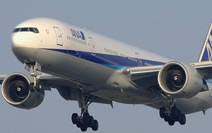 Boeing 777 hạ cánh khẩn cấp ở Nhật Bản vì động cơ 'tỏa hơi nóng' bất thường