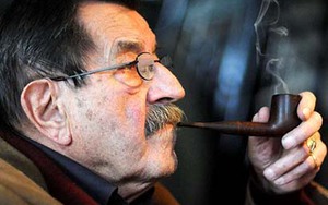 Xuất bản cuốn sách cuối cùng của tác giả ‘Cái trống thiếc'