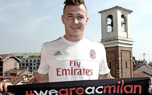 Juraj Kucka chính thức gia nhập AC Milan