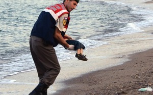 Cuộc đời bi thảm của đứa trẻ đã khiến cả châu Âu chết lặng