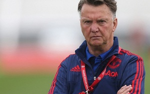 Chi nhiều tiền, Van Gaal vẫn chưa vượt trội hơn David Moyes
