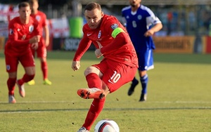 Teddy Sheringham: ‘Rooney chẳng đời nào bì được với Sir Bobby Charlton’