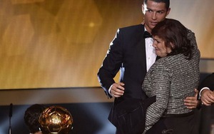 Từ Ronaldo, Bale, Terry đến... Berahino: Ai cũng có một người mẹ