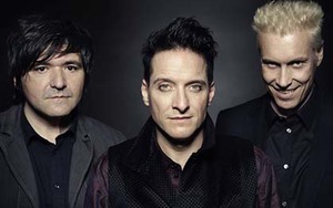 Ca khúc chống phát xít giành quán quân BXH Đức sau 22 năm