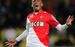 'Cơn sốt' Anthony Martial của Man United: Thay vì đi bar thì về nhà với vợ con