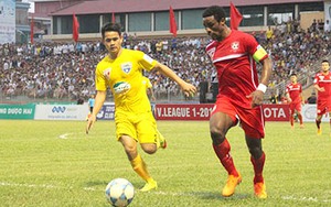 Thua đau tại sân nhà, FLC Thanh Hóa mất ngôi nhì bảng