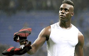 AC Milan thua Inter Milan 0-1: Milan lại phải đi theo Balotelli?