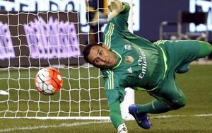 Keylor Navas suýt phá kỉ lục của tiền bối