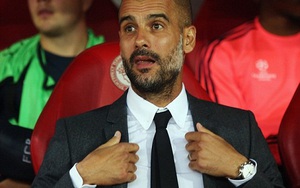 Pep Guardiola bỏ phòng họp báo vì được hỏi về việc kế nhiệm Roy Hodgson