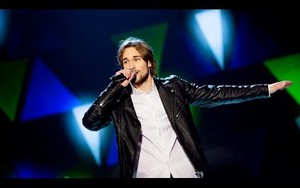 Eric Cantona và chuyện cầu thủ nhảy sang làm diễn viên, ca sĩ