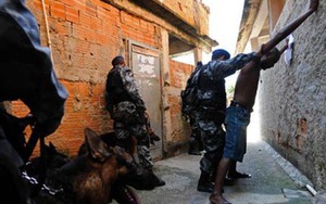 Băng đảng ma túy Brazil vãi đạn như mưa vào nhau, 21 người chết