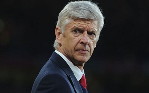 Bị hỏi dồn về Mourinho, Wenger dọa ngừng họp báo