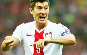 Robert Lewandowski ghi 14 bàn sau 5 trận, khiến Scotland bị loại