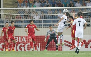 VIDEO: Những pha cứu thua 'xuất thần' của Nguyên Mạnh