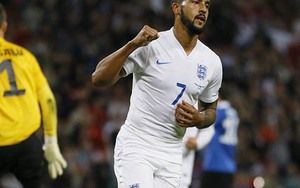 Anh 2-0 Estonia: Walcott tiếp tục bùng nổ, Anh thắng trận thứ 19 liên tiếp