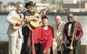 Ban nhạc huyền thoại Orquesta Buena Vista trình diễn tại Nhà Trắng