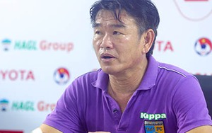 HLV Phan Thanh Hùng: 'Tuyển thủ quốc gia về đá giải trẻ là bình thường'