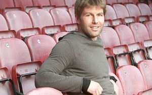 Premier League sốt chuyện cầu thủ đồng tính